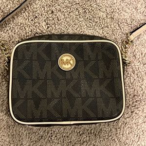Michael kors bag perfect condition